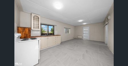 Newly Renovated 2 Bedroom Unit - Photo 5