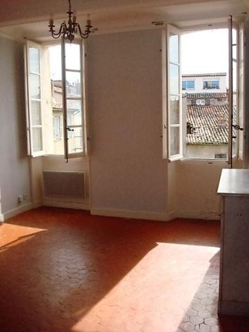 Location Appartement 2 pièces 68m² DRAGUIGNAN 83300 - Photo 4