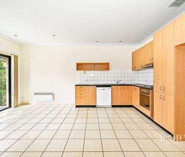 Peaceful, leafy locale with a modern lifestyle - Photo 6