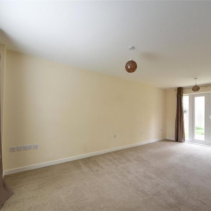 5 bedroom detached house to rent - Photo 1