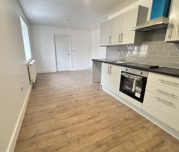 Lawford Road - Photo 4