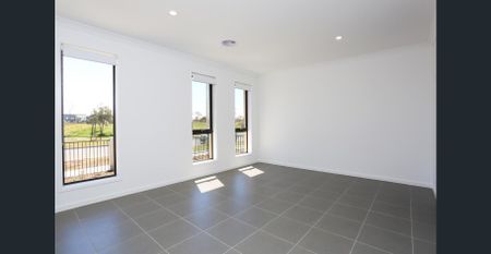 good home great location - Photo 2