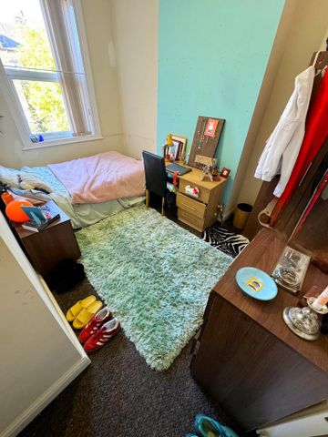 6 bedroom terraced house to rent - Photo 4