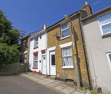 2 bedroom terraced house to rent - Photo 4