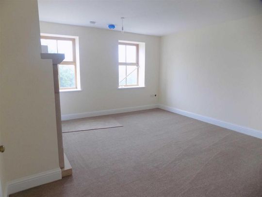 3 bedroom semi-detached house to rent - Photo 1