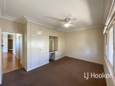 Comfortable 3 bedroom family home - Photo 4