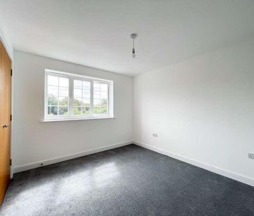 Baltic Wharf, Clifton Marine Parade, Gravesend, Kent, DA11 - Photo 4