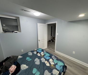 For Lease - 17 Capistro Street, Brampton, Ontario - Photo 6