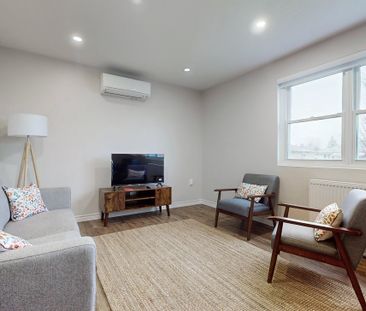 For Lease - 606 Shakespeare Avenue Unit# Upper, Oshawa, Ontario - Photo 2