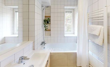 Pronájem prostorného světlého bytu 3+kk 59 m - Fotografie 5