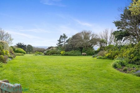 3 bedroom apartment to rent - Photo 4