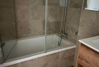 3 Bedroom Apartment with swimming pool, Miraflores, Oeiras