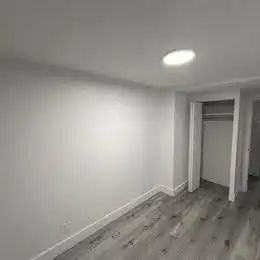 10355 Ave de Bois-de-Boulogne — 3-1/2 - Photo 1