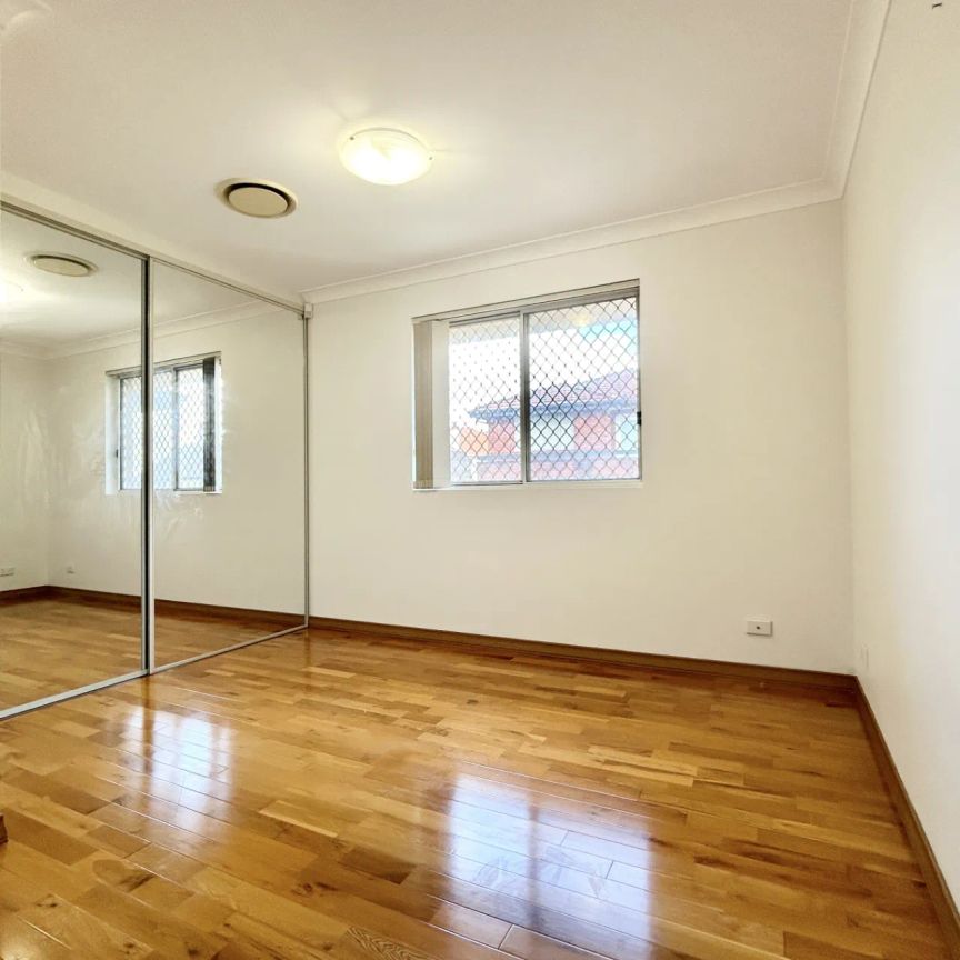 4/6 Duke Street, Campsie. - Photo 1