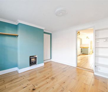 2 bedroom semi-detached house to rent - Photo 5