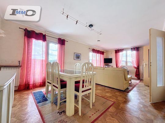 Location Maison 6 pièces 121m² BLANZAT 63112 - Photo 1