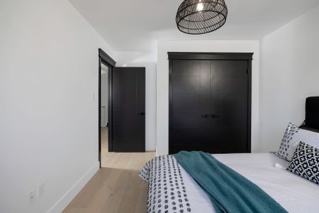 For Lease - 5090 FAIRVIEW Street Unit# 50, Burlington, Ontario - Photo 4