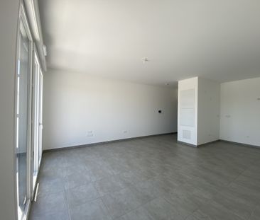 Location Appartement 2 pièces 48m² BEZANNES 51430 - Photo 1