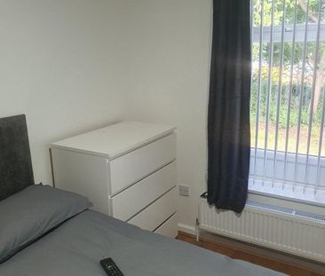 3 bedroom house share to rent - Photo 4