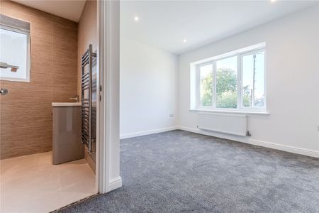 49, Outwood Lane, Horsforth, Leeds, West Yorkshire, LS18 4HU - Photo 3