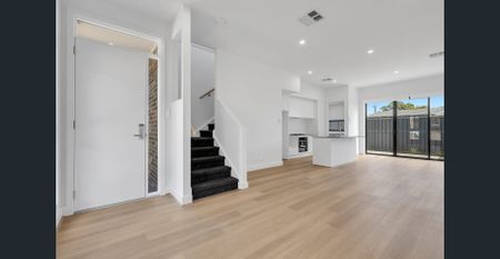 Modern and Well Equipped New Build - Photo 2