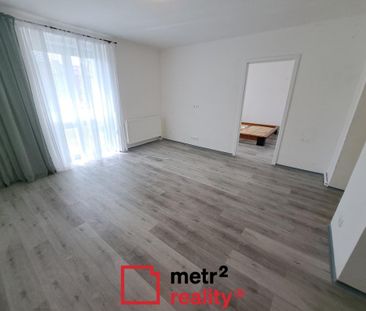 Pronájem bytu 2+1 56 m2 - Fotografie 5