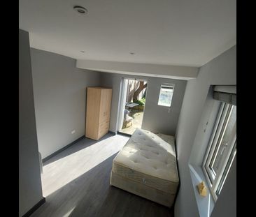 Studio Flat, Engleheart Road, SE6 - Photo 4