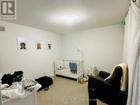 279 MOUNT NEBO WAY - Photo 3