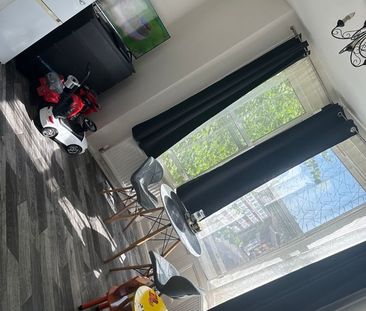 3 Bed Flat, Ash Villa, LU1 - Photo 5