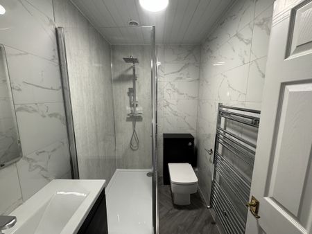 Bismarck Street, Leeman Road - P5002 - Photo 4