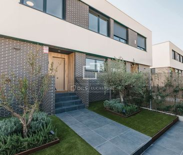 New build 4 Bedroom house / villa for rent in Villaviciosa de Odón,... - Photo 5