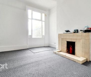 4 bedroom terraced house to rent - Photo 3