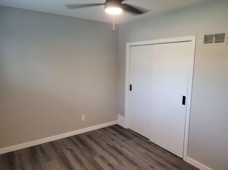 For Lease - 1009 Byron Street Unit# 1, Whitby, Ontario - Photo 5