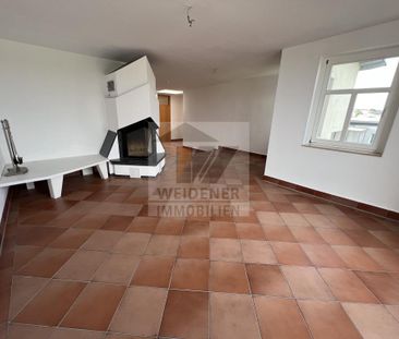 Was für ein Ausblick! 4 Raum Dachgeschoss-Wohnung mit Terrasse! - Photo 2