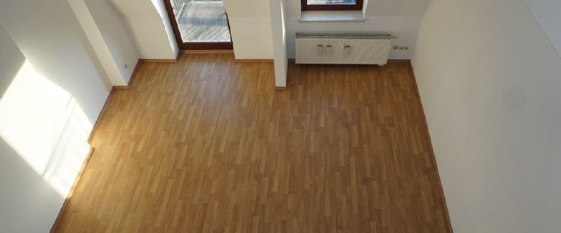 Individuelle Maisonettewohnung mit Balkon und offener Galerie in der Altstadt - Foto 1