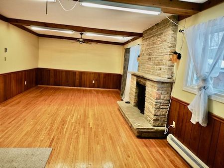 For Lease - 28 Harringay Crescent, Toronto, Ontario - Photo 3