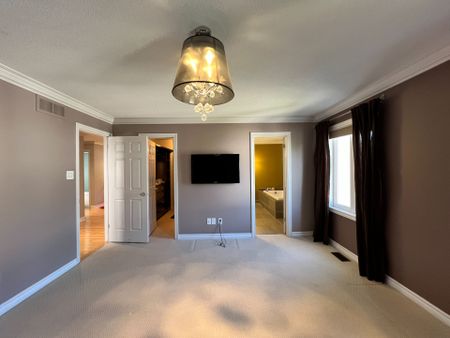 For Lease - 129 TAPESTRY Drive, Barrhaven, Ontario - Photo 4