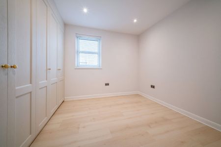 94/8 West Ferryfield - Photo 5