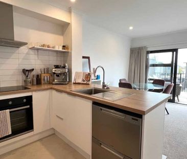 Mangere, 2 bedrooms - Photo 4