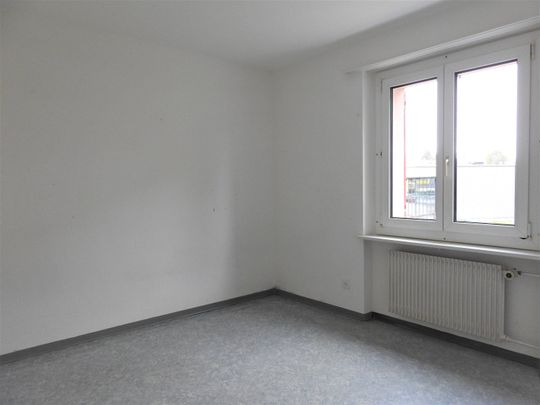 "schöne 4-Zimmer-Wohnung mit Balkon in ruhigem Wohnquartier" - Photo 1
