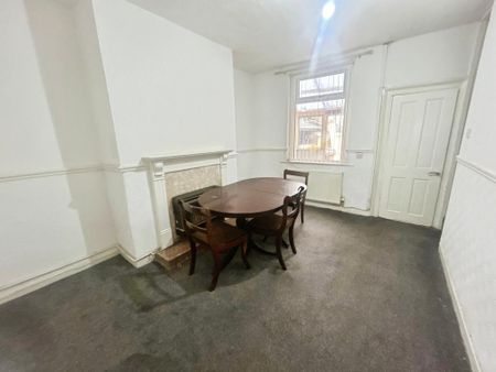 2 bedroom terraced house to rent - Photo 5
