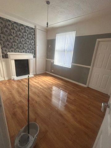 2 Bed Semi-Detached House, Crosfield Road, CH44 - Photo 2