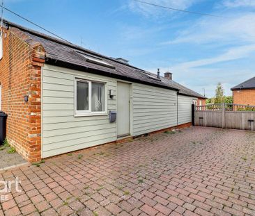 2 bedroom maisonette to rent - Photo 5