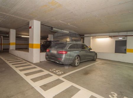 Lisboa, Lisbon 1600-313 - Photo 2