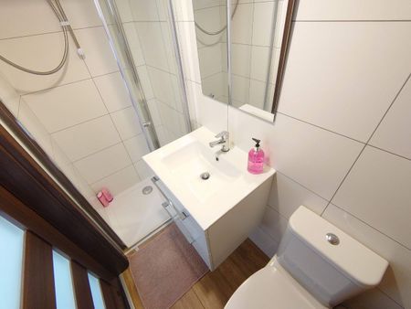 Bradfield Street. - Photo 4