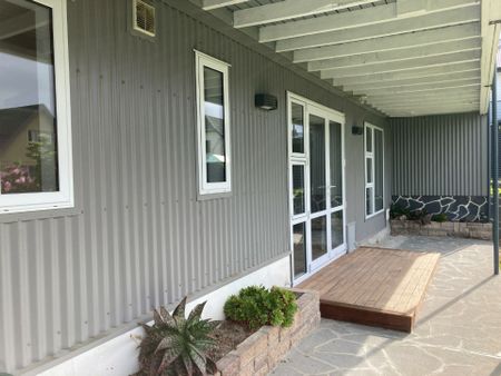 West End Beauty - Photo 5