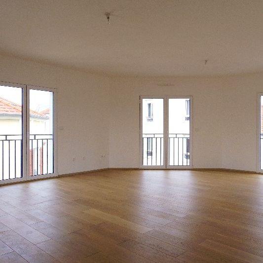 Location Appartement 5 pièces 108m² MAISONS ALFORT 94700 - Photo 1