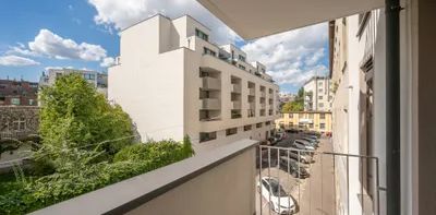 ASG IV-Qualitatives Wohnen in urbaner Lage: hochwertiger 2-Zimmer ZWEITBEZUG mit BALKON! Provisionsfrei! - Photo 2