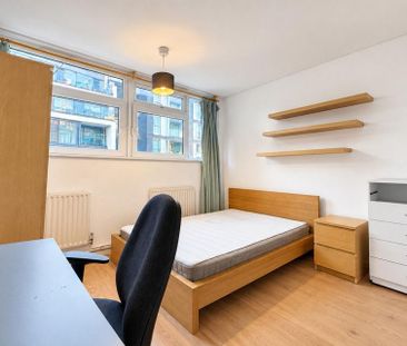 3 bedroom flat to rent - Photo 3