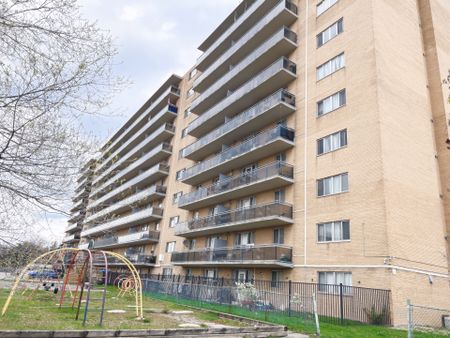 For Lease - 100 Dundalk Drive Unit# 107, Toronto, Ontario - Photo 3